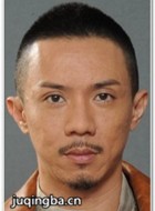 电视剧收规华演员张继聪剧照