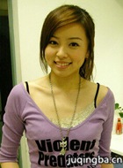 女生向前走演员王瞳剧照