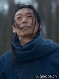 八师兄(刘奔 饰)
