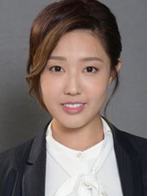 黄瞳(林秀怡 饰)