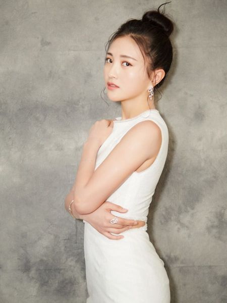 包文婧