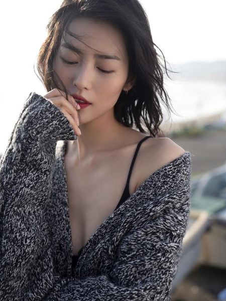 刘雯
